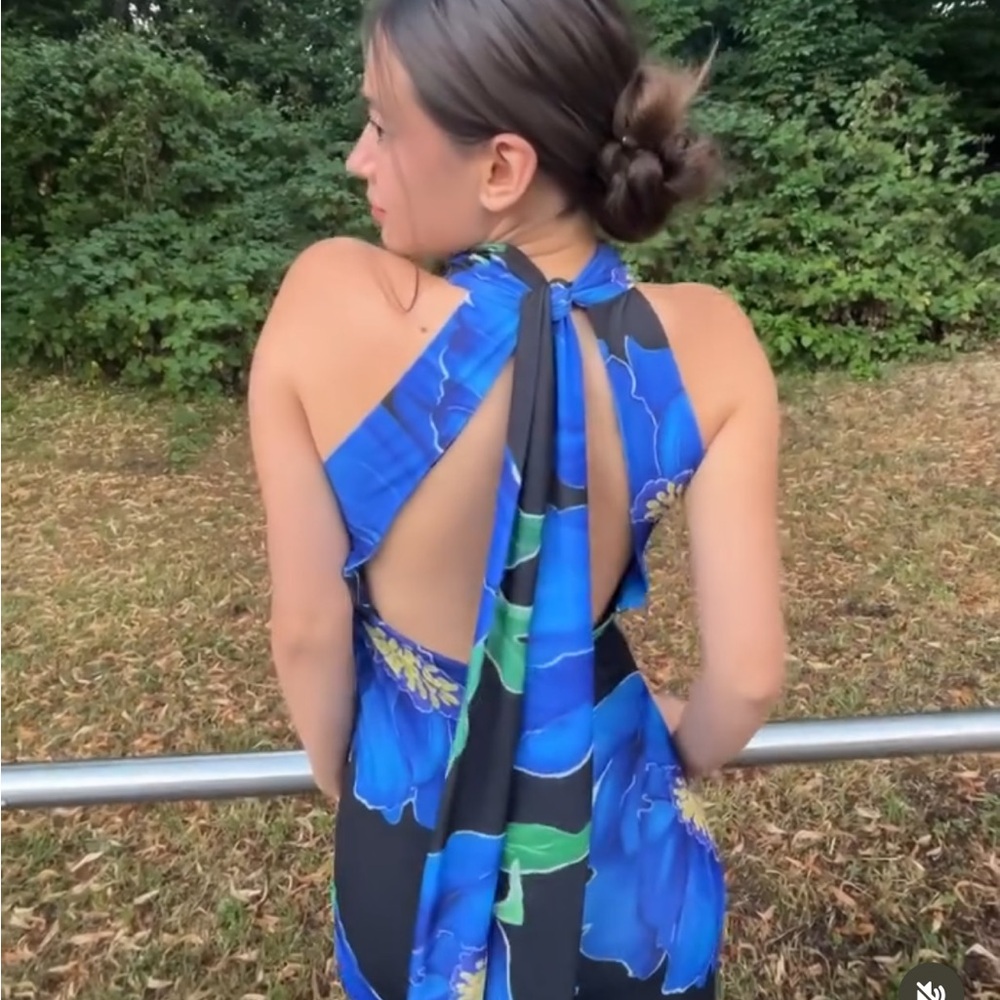 Zara BLUE FLORAL FLOWY PRINT HALTER NECK DRESS  - NWT! - Picture 13 of 16
